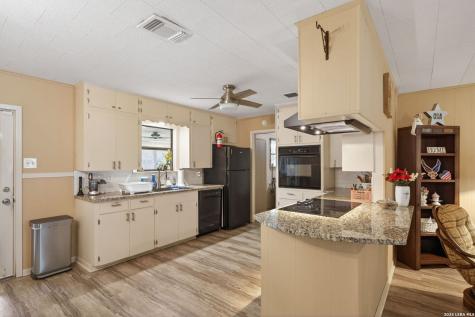 623 Oakland Avenue Gonzales TX 78629