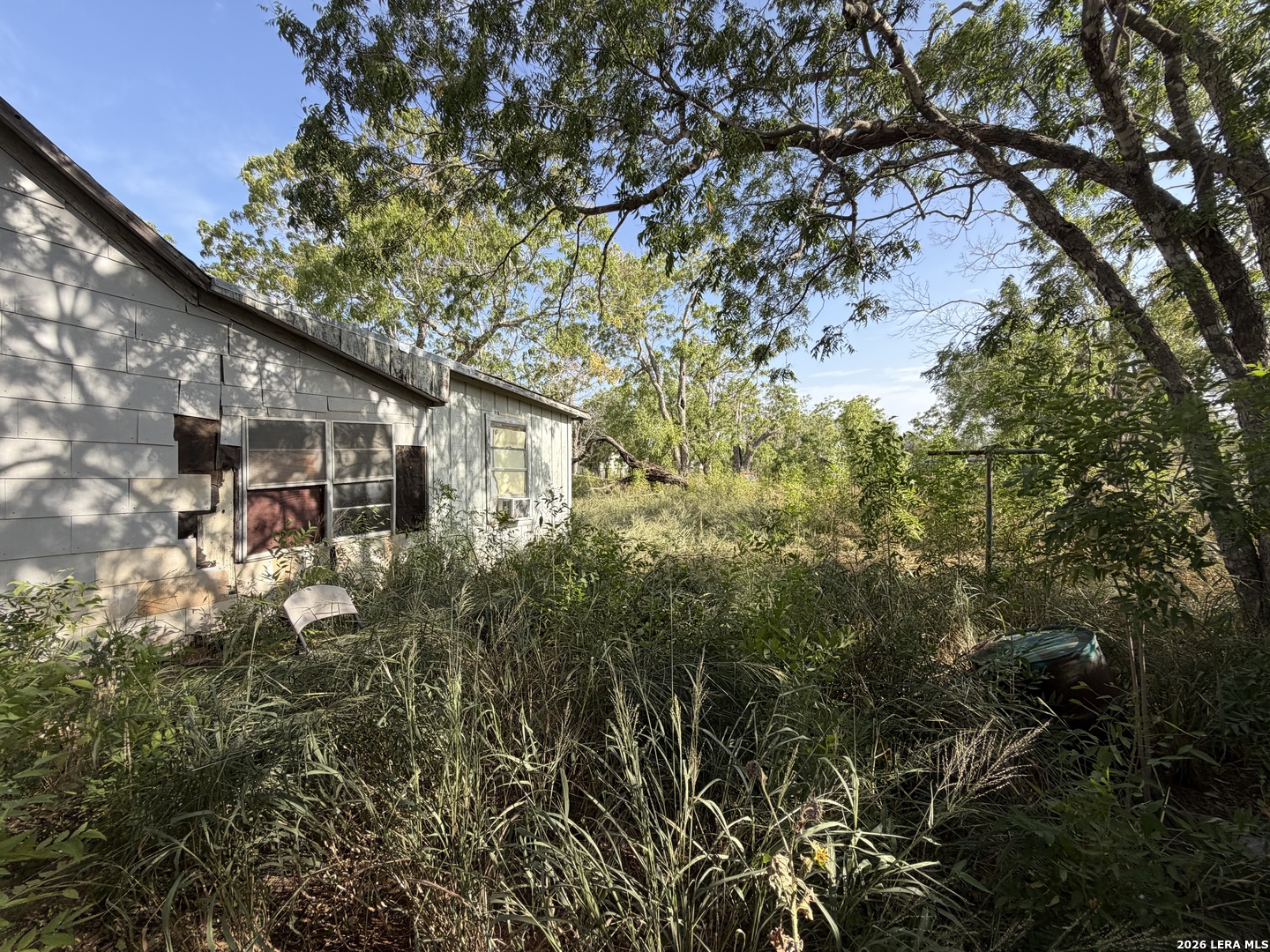 200 Sunrise Encinal TX 78019