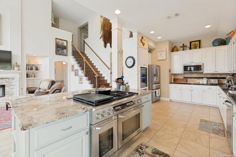722 Mesa Ridge San Antonio TX 78258