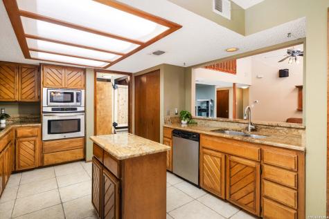 3615 Shallow Brook San Antonio TX 78247