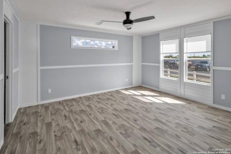 5161 #2 County Road 302 Floresville TX 78114