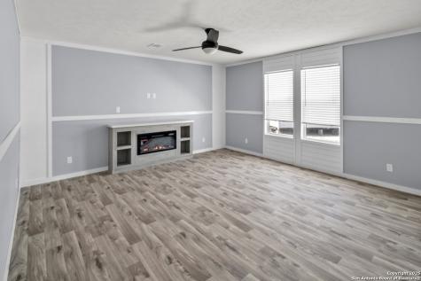 5161 #2 County Road 302 Floresville TX 78114