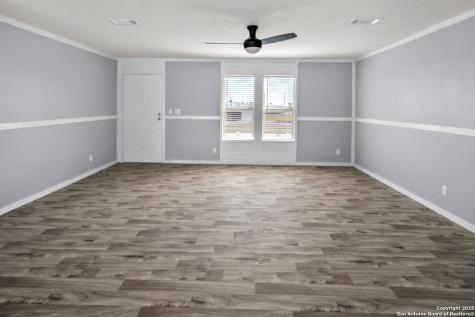5161 #2 County Road 302 Floresville TX 78114