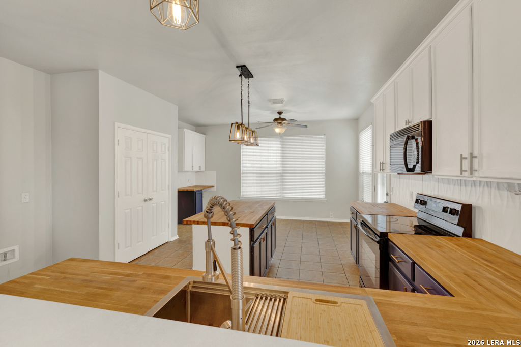 2307 Encino Mist San Antonio TX 78259