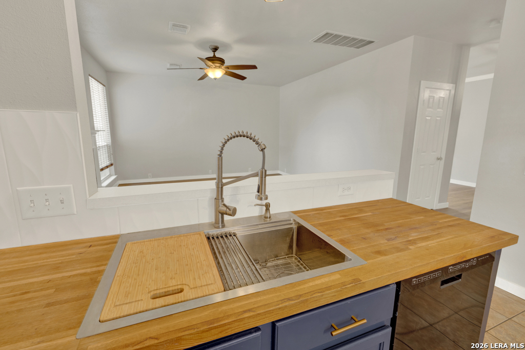 2307 Encino Mist San Antonio TX 78259