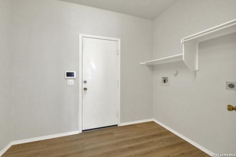 2307 Encino Mist San Antonio TX 78259