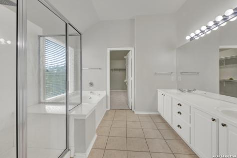 2307 Encino Mist San Antonio TX 78259