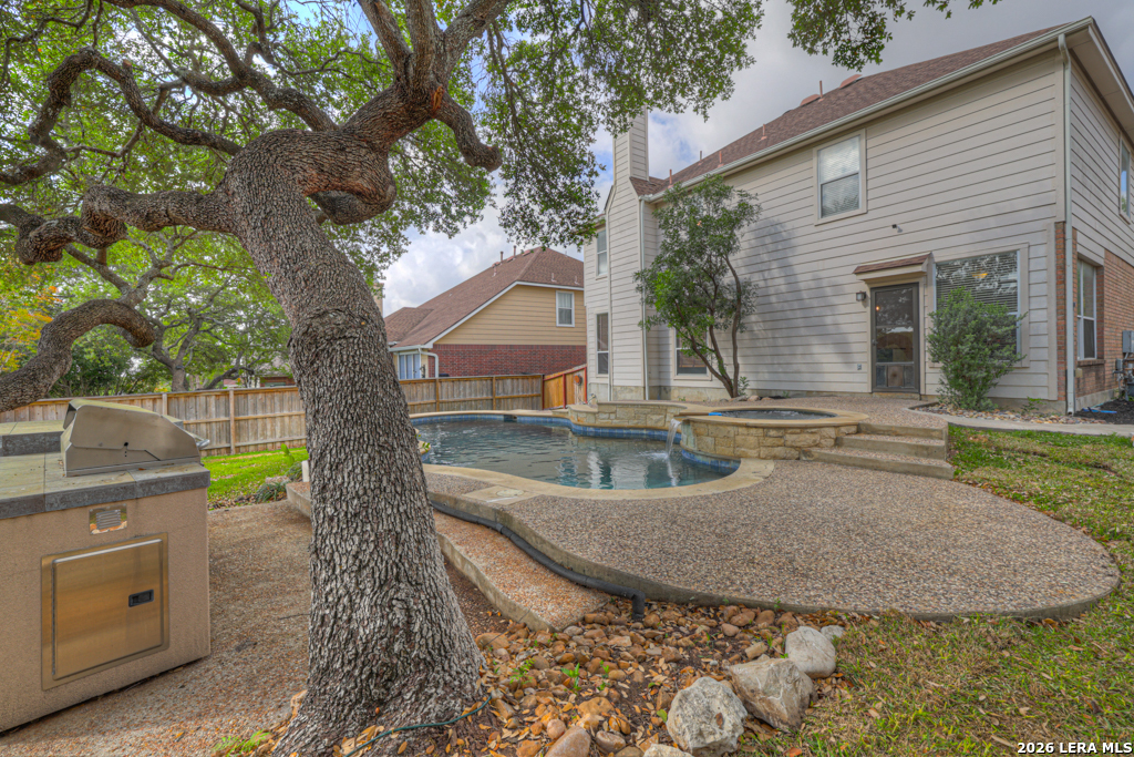 2307 Encino Mist San Antonio TX 78259