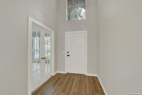 2307 Encino Mist San Antonio TX 78259