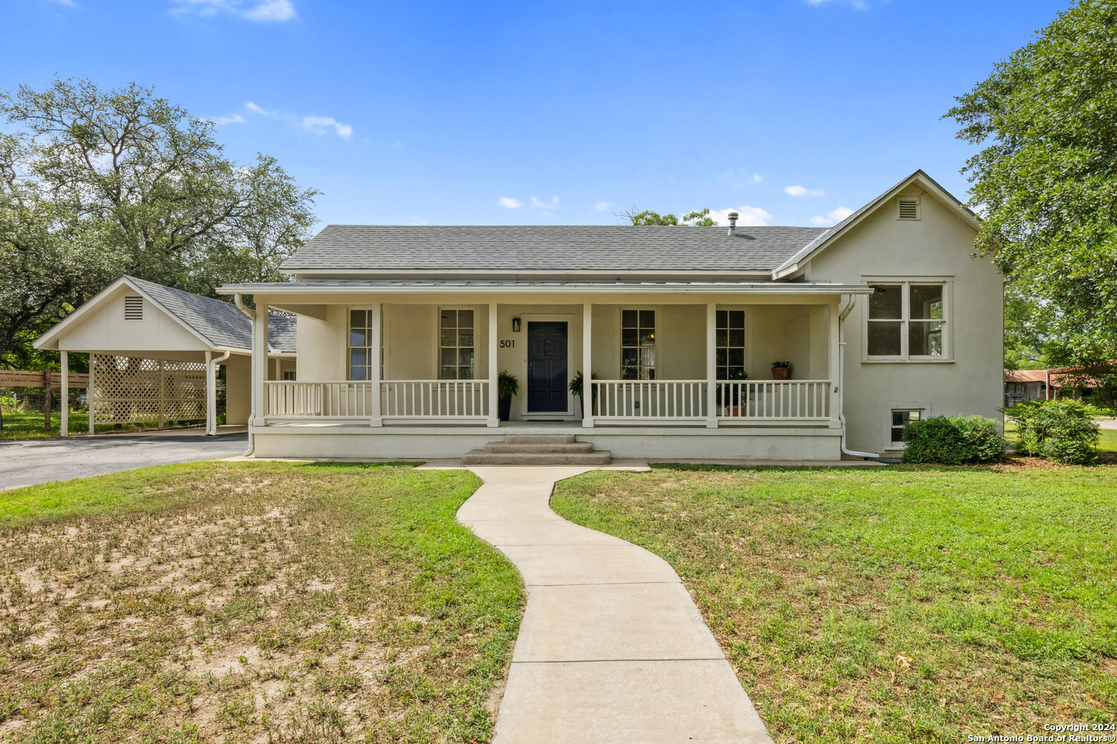 501 Vienna Street Castroville TX 78009