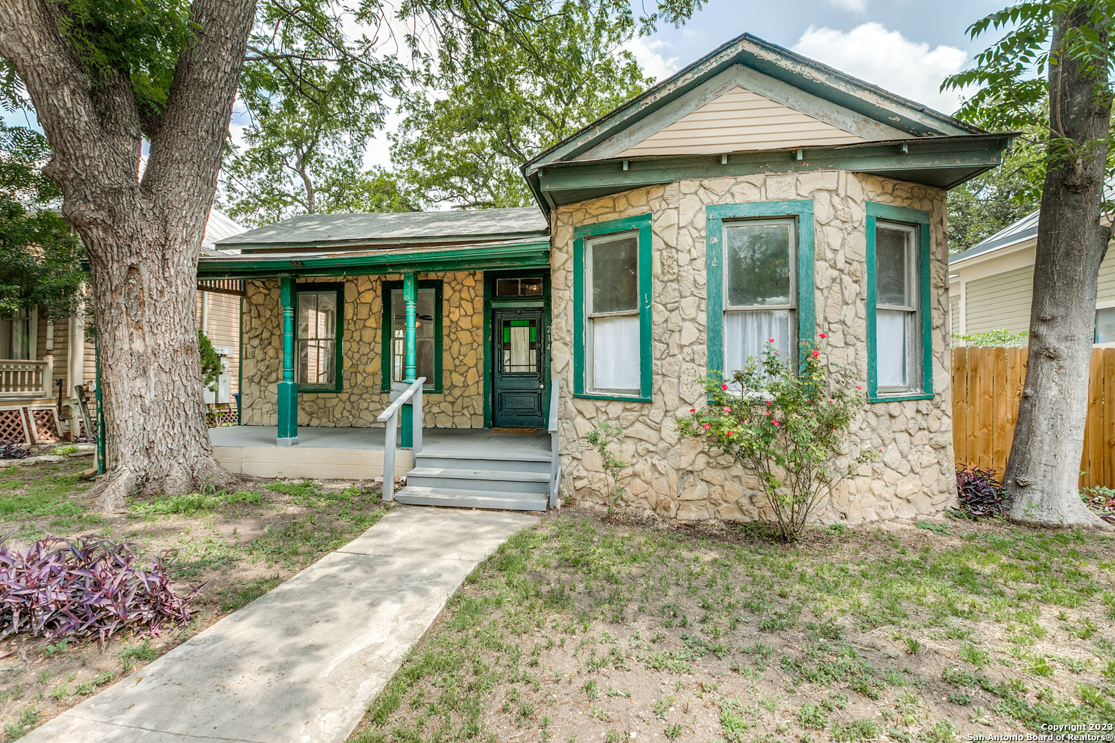 214 Adams Street San Antonio TX 78210