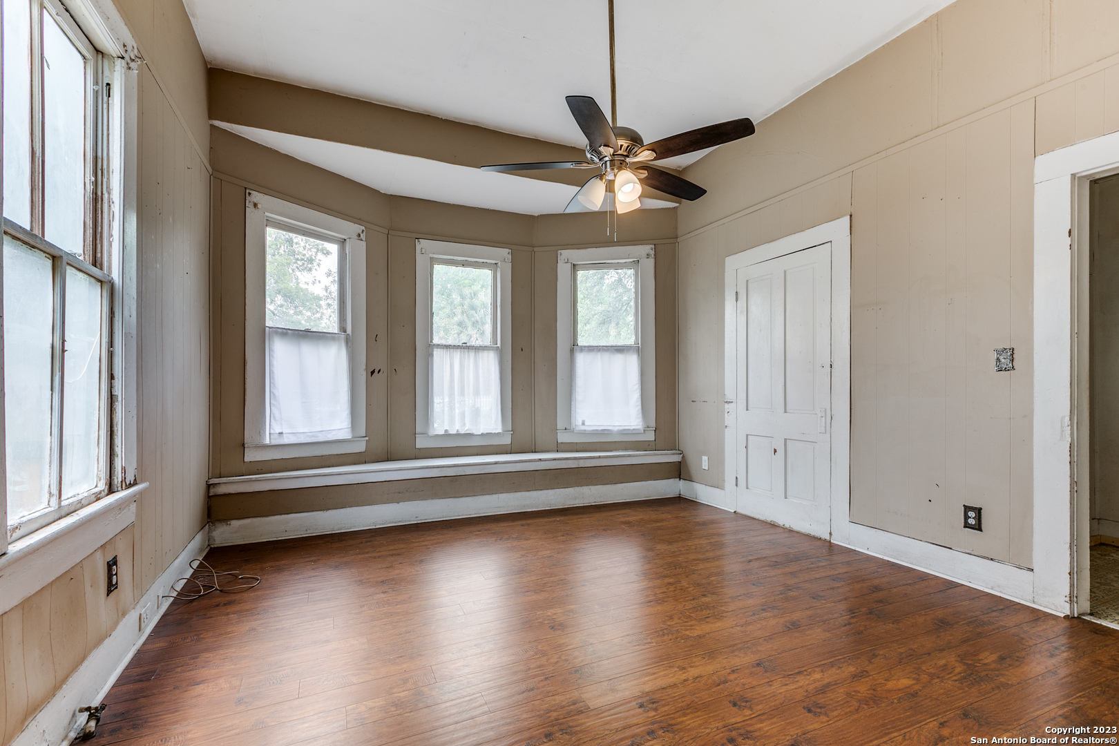 214 Adams Street San Antonio TX 78210
