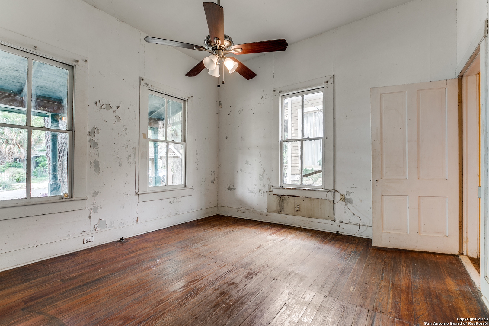 214 Adams Street San Antonio TX 78210