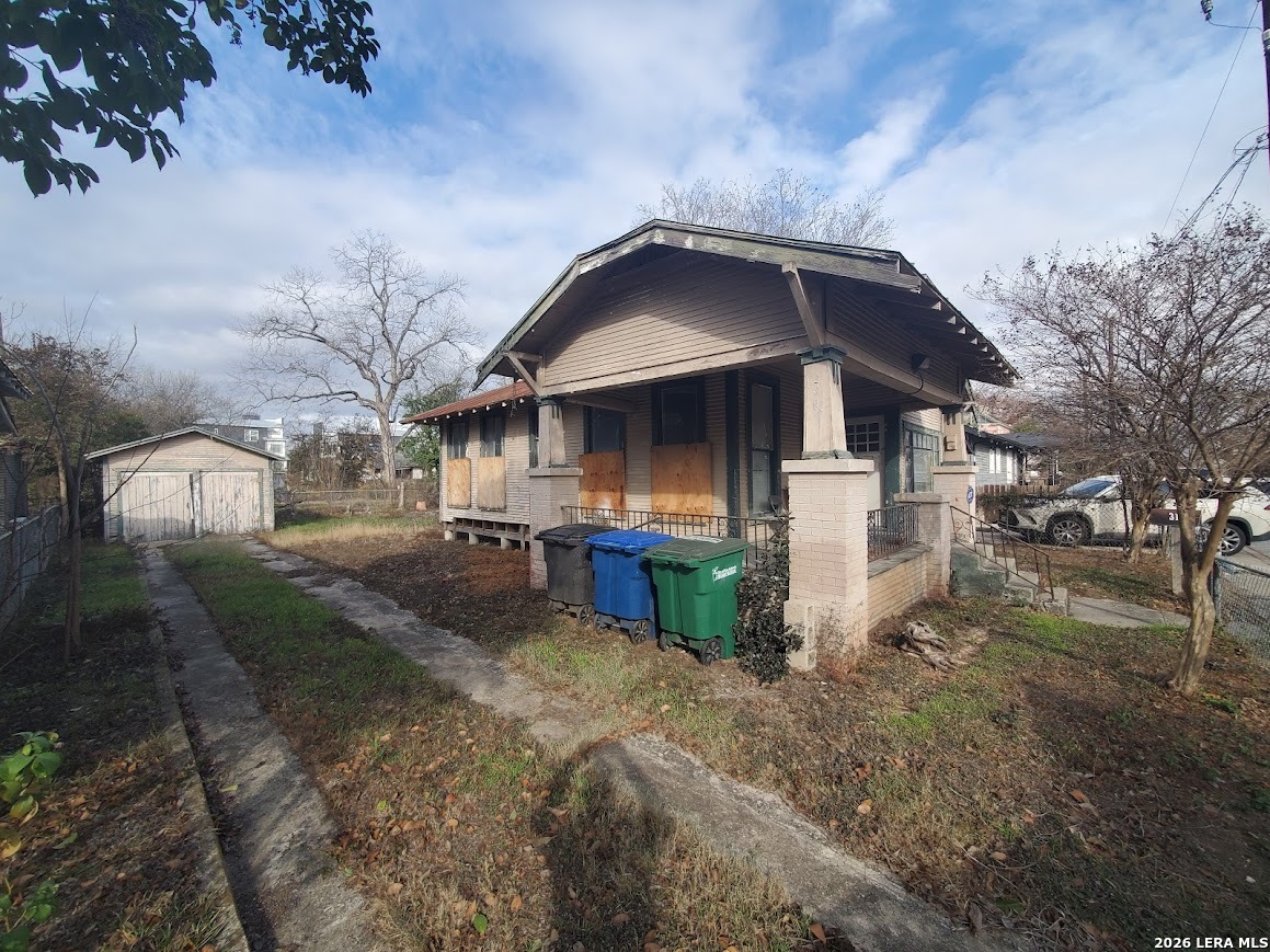 311 S Monumental Street San Antonio TX 78203