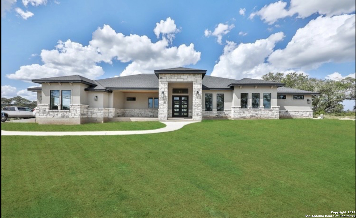 732 Salt Grass Trail Bandera TX 78003