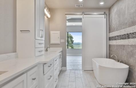 732 Salt Grass Trail Bandera TX 78003