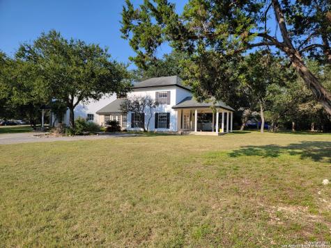 8730 Avator Circle Boerne TX 78015