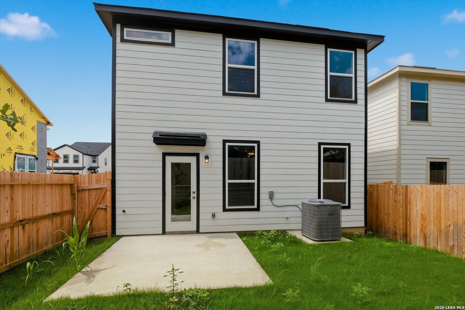 1018 West 1604 North San Antonio TX 78251