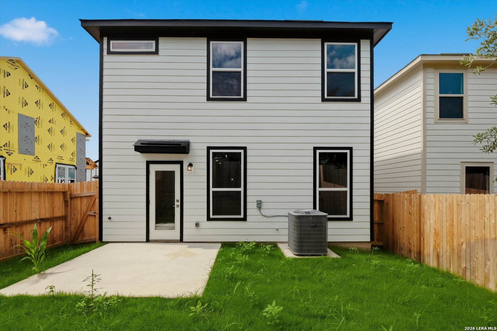 1018 West 1604 North San Antonio TX 78251