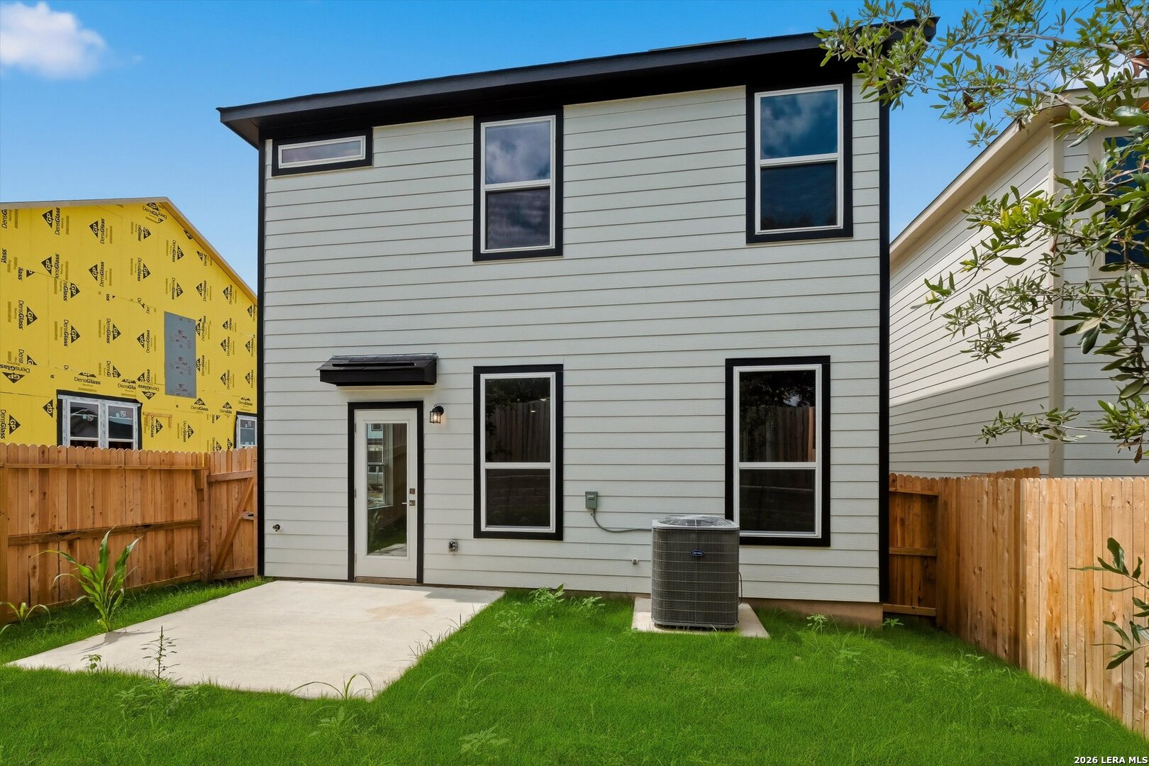 1018 West 1604 North San Antonio TX 78251