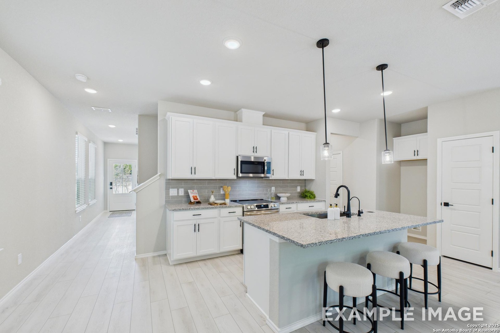 1018 West 1604 North San Antonio TX 78251
