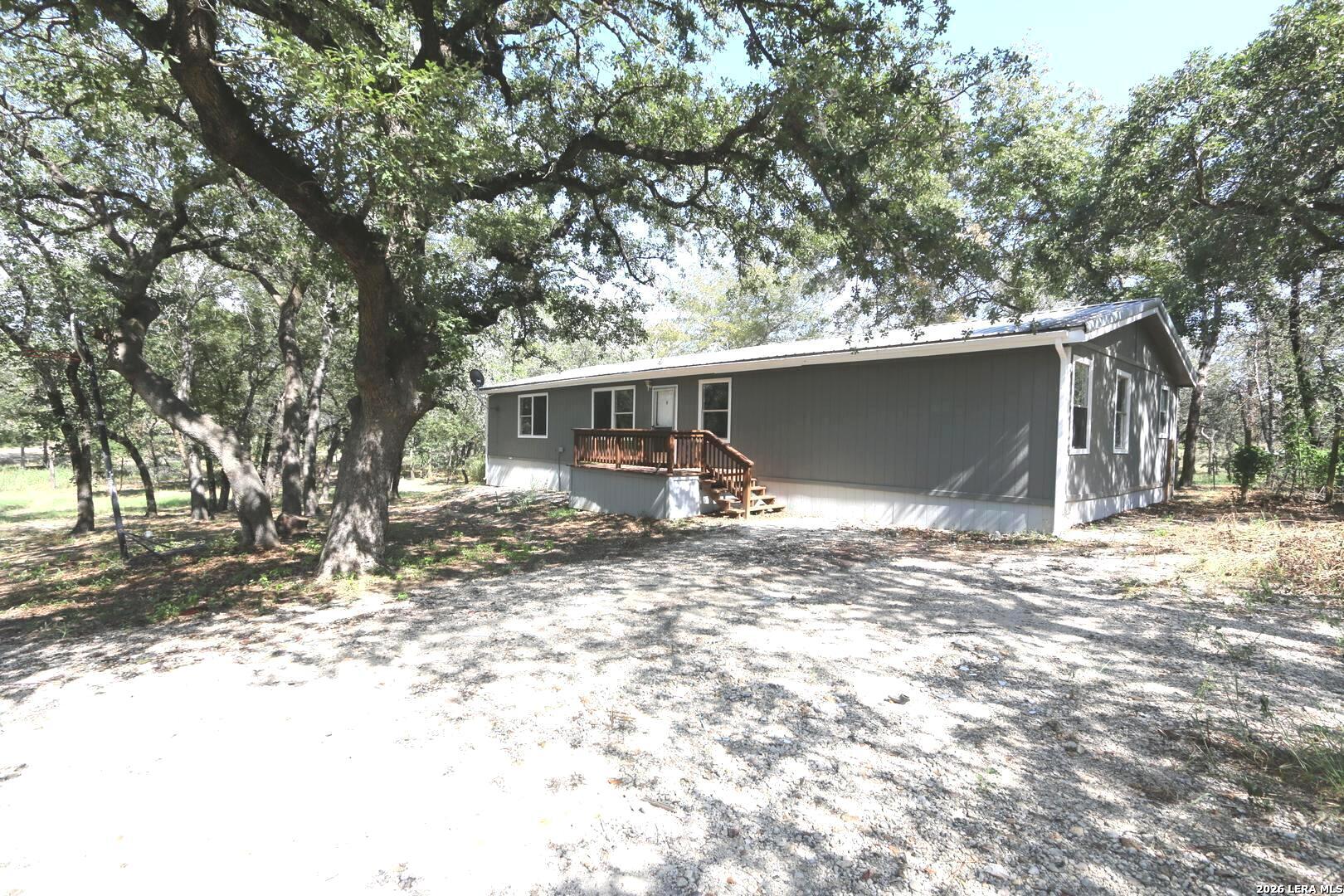 76 & 76 B Post Oak Road La Vernia TX 78121