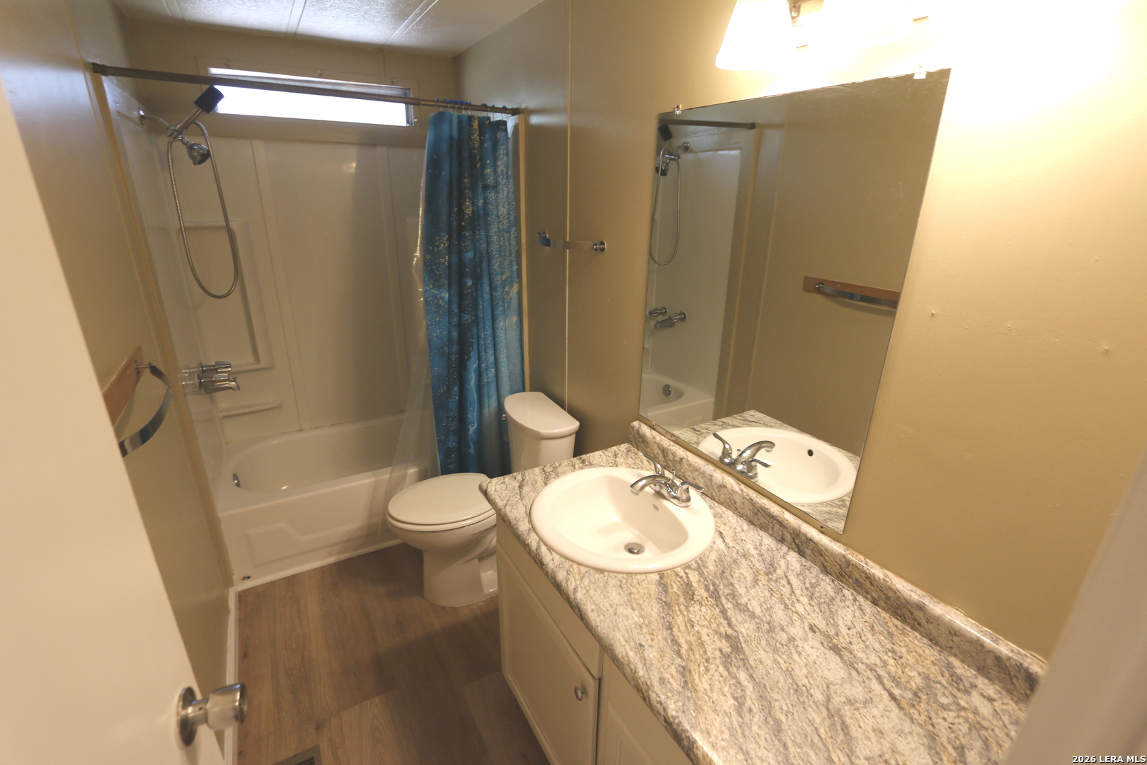 76 & 76 B Post Oak Road La Vernia TX 78121