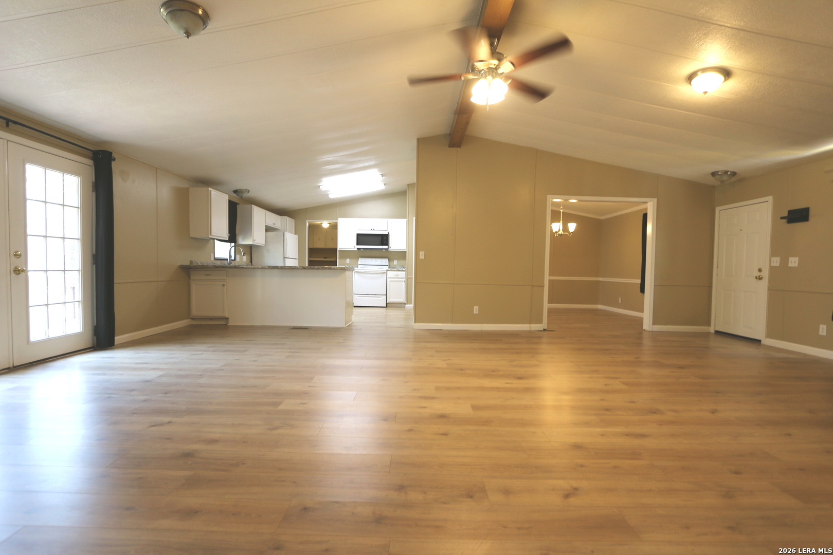 76 & 76 B Post Oak Road La Vernia TX 78121