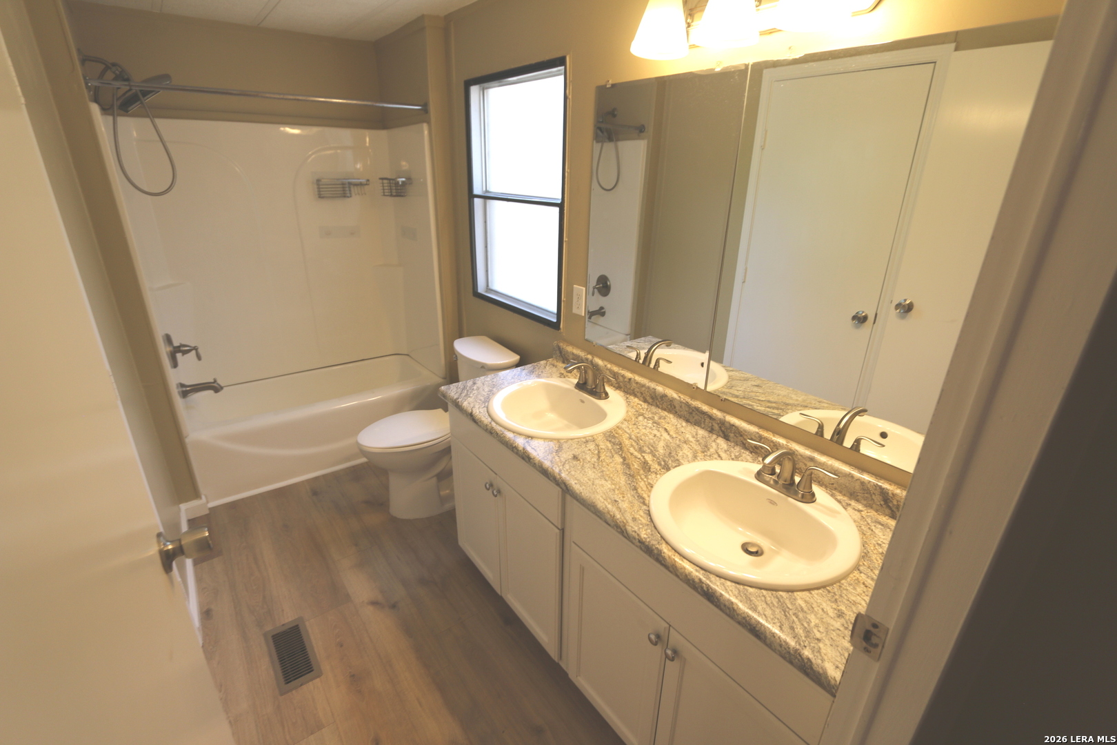 76 & 76 B Post Oak Road La Vernia TX 78121