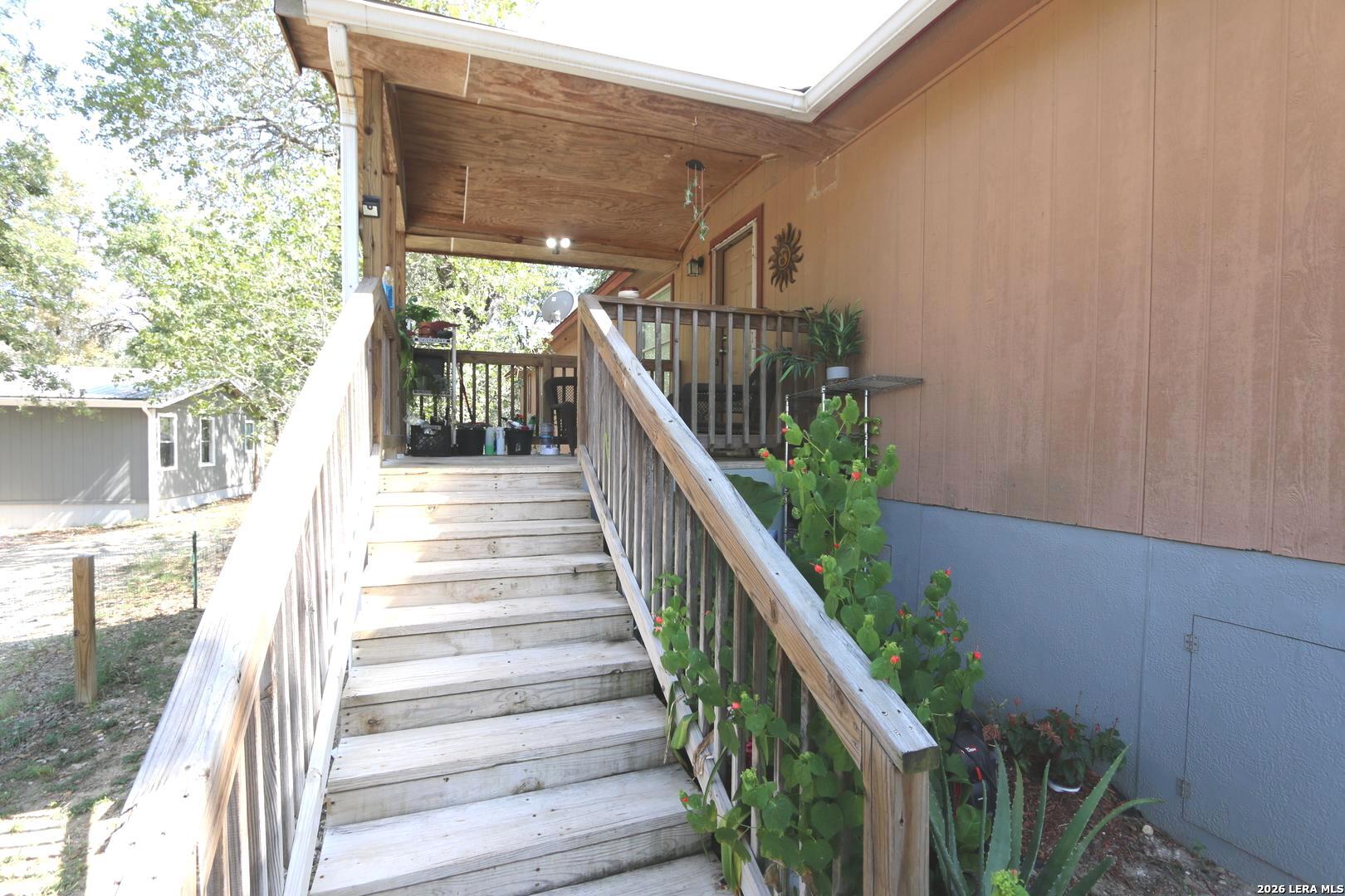 76 & 76 B Post Oak Road La Vernia TX 78121