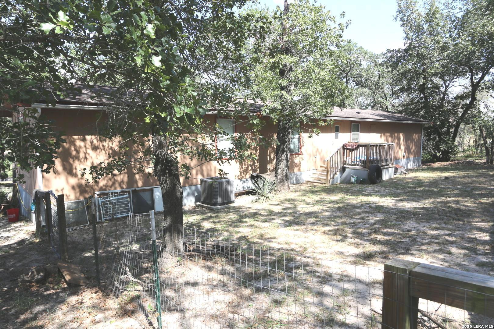 76 & 76 B Post Oak Road La Vernia TX 78121