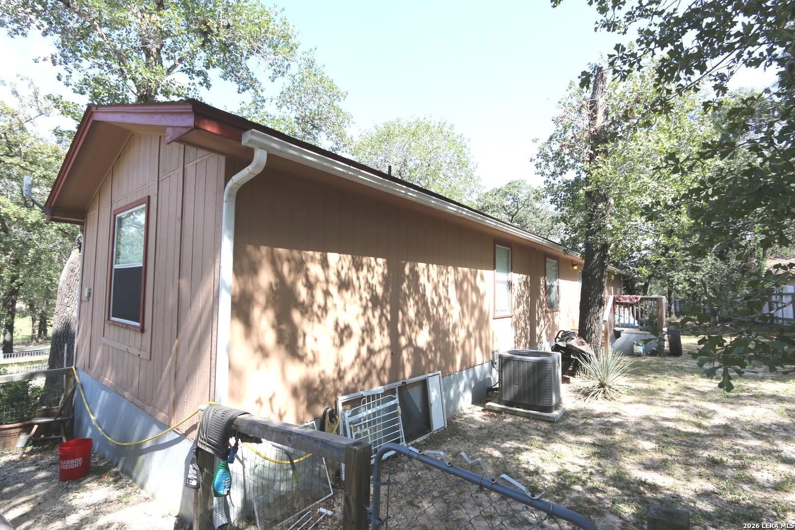 76 & 76 B Post Oak Road La Vernia TX 78121