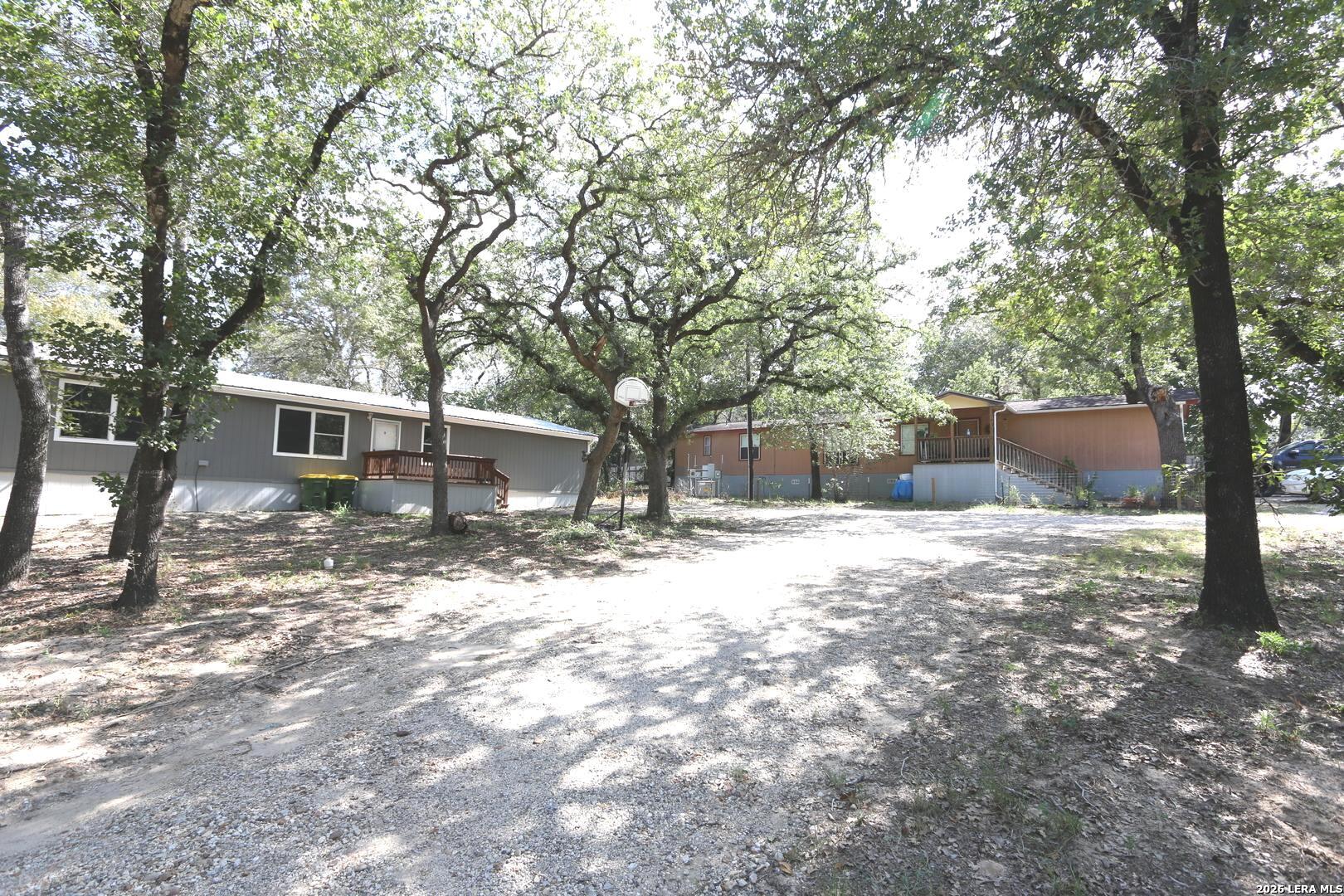 76 & 76 B Post Oak Road La Vernia TX 78121