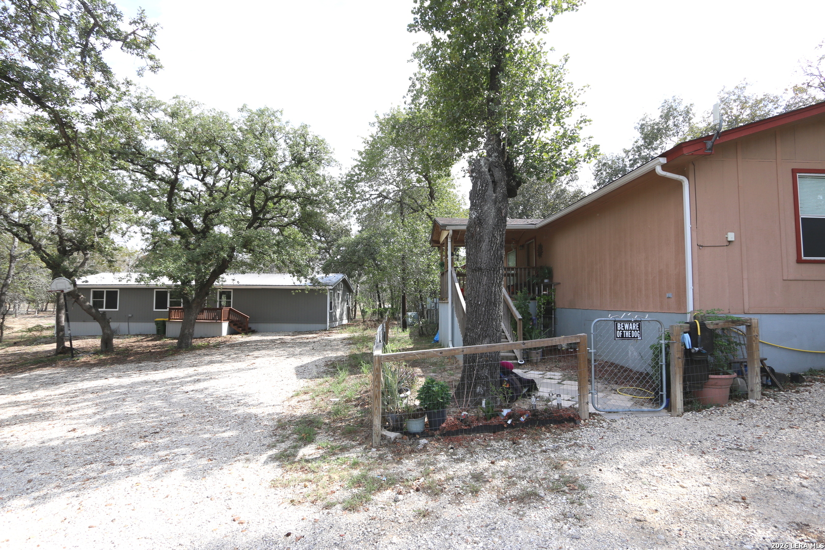 76 & 76 B Post Oak Road La Vernia TX 78121