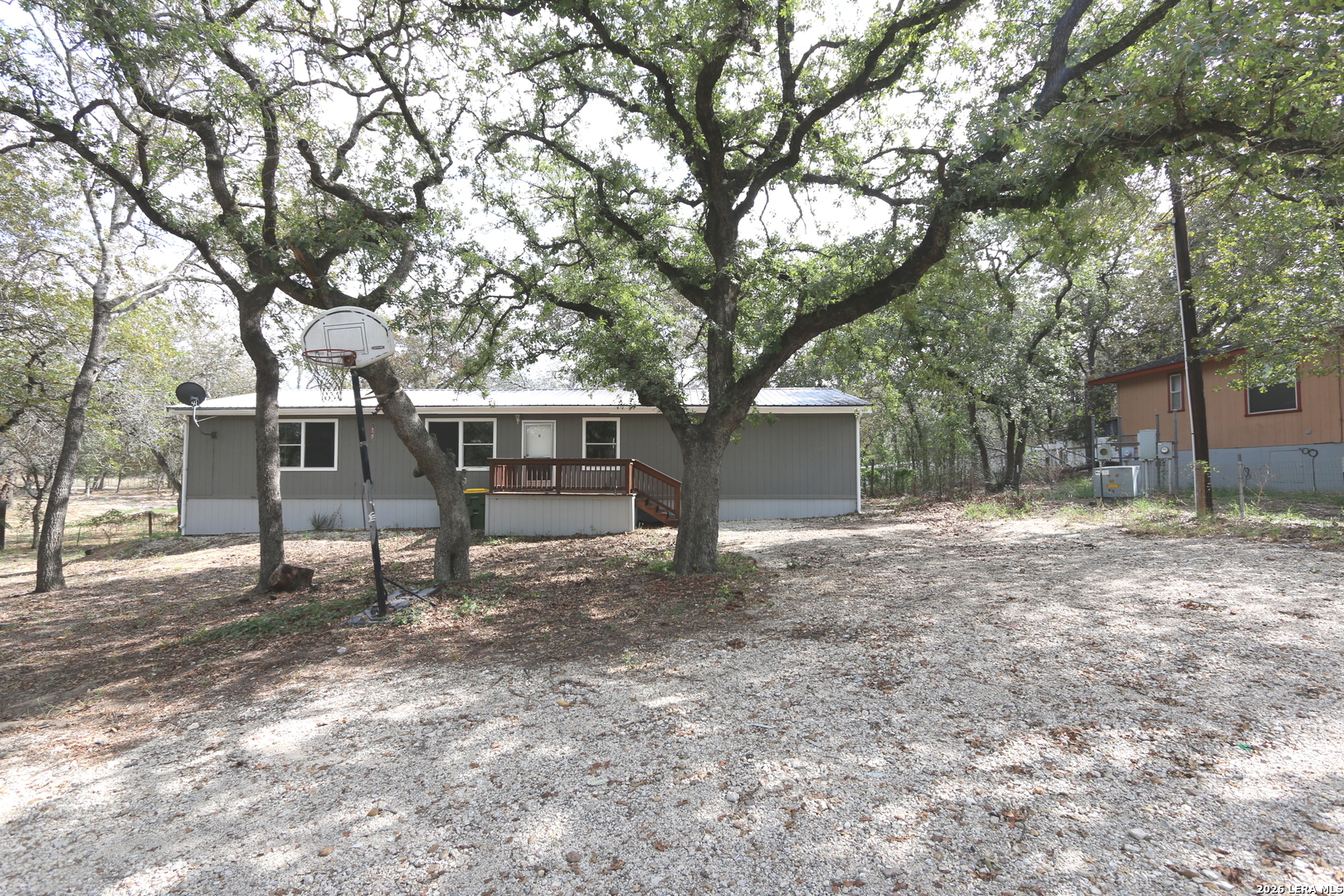 76 & 76 B Post Oak Road La Vernia TX 78121