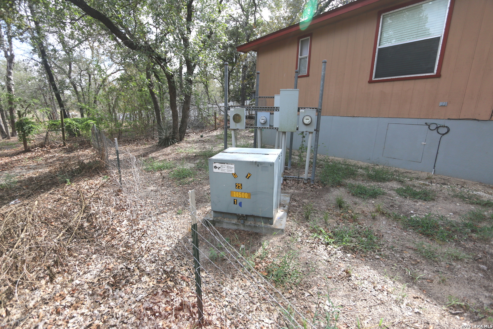 76 & 76 B Post Oak Road La Vernia TX 78121
