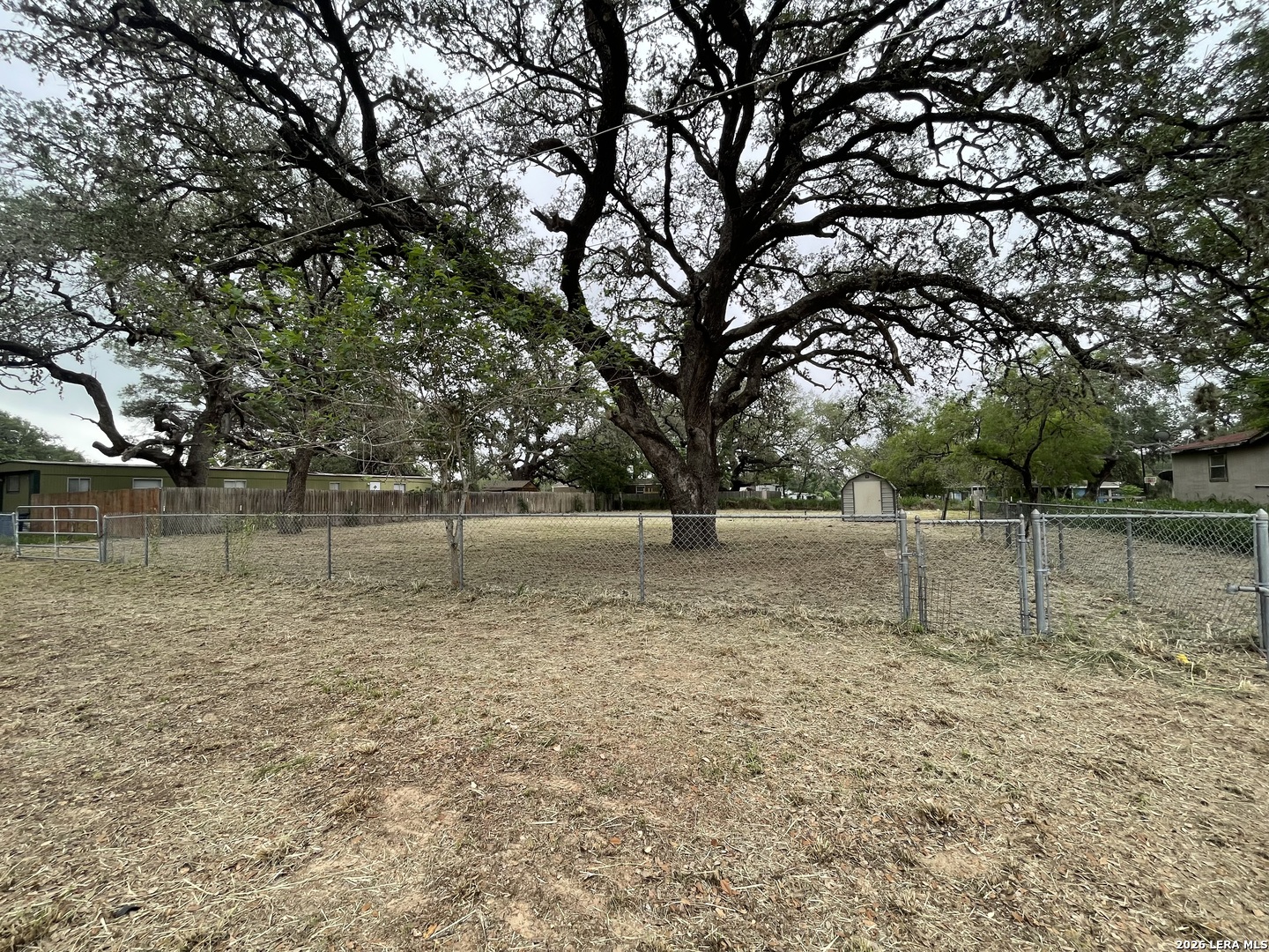 822 Market Street Pleasanton TX 78064