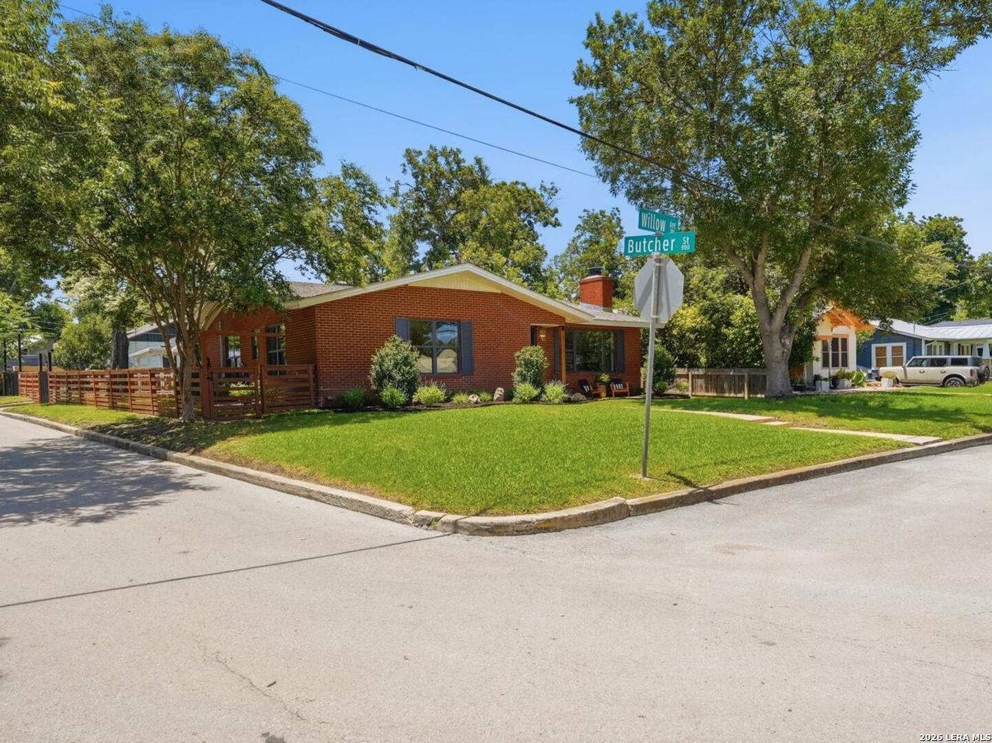 596 Willow Avenue New Braunfels TX 78130