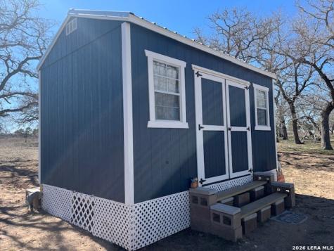 3086 County Road 442 Stockdale TX 78160