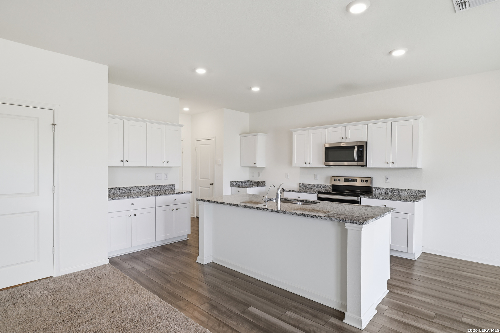 8623 Basil Brook Converse TX 78109