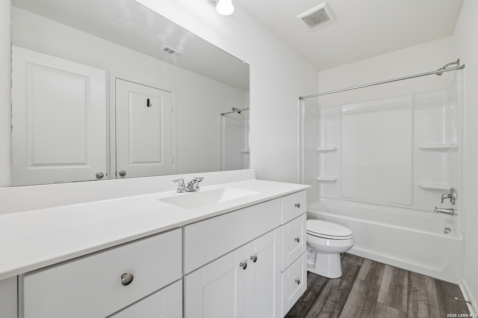 8623 Basil Brook Converse TX 78109