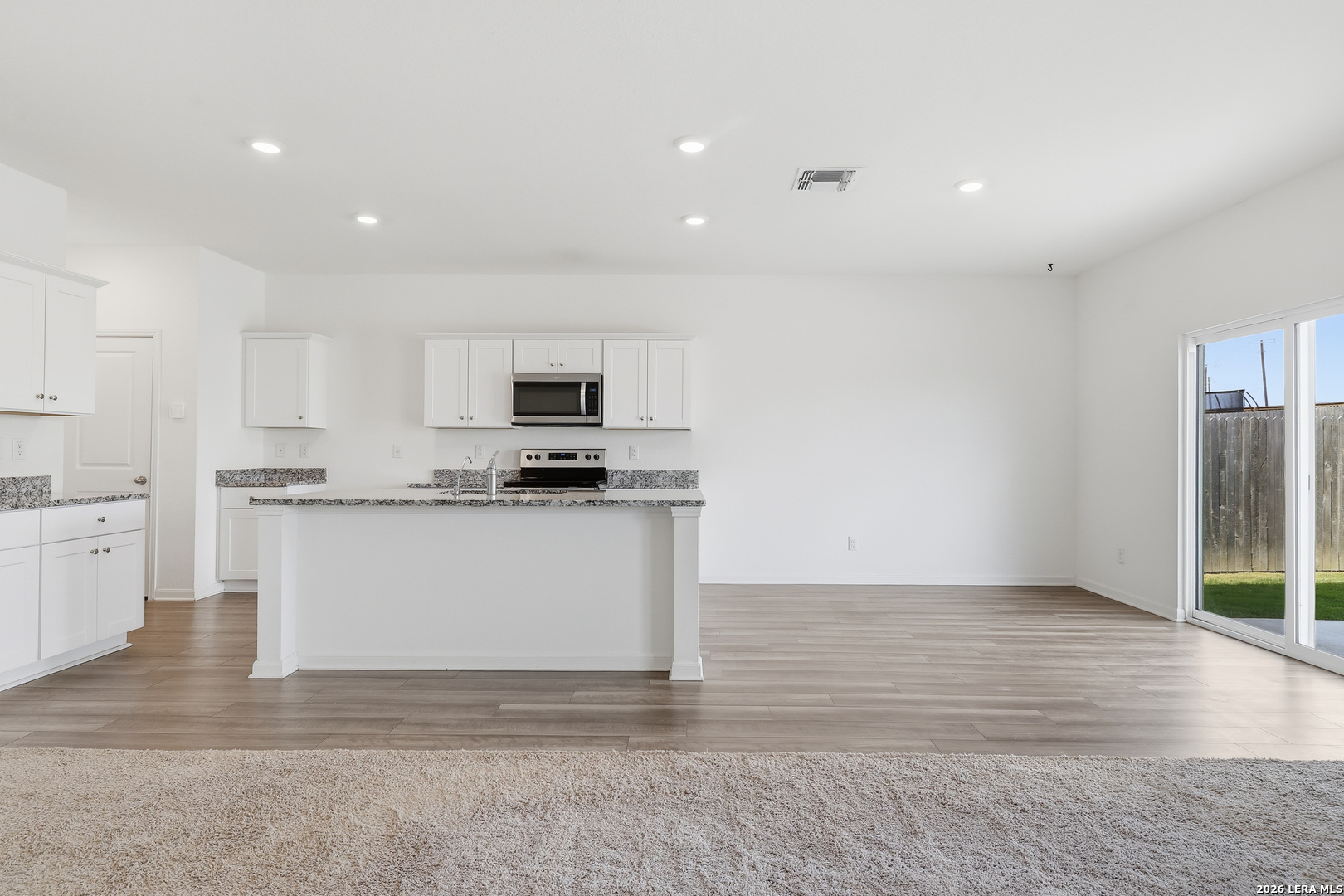 8623 Basil Brook Converse TX 78109