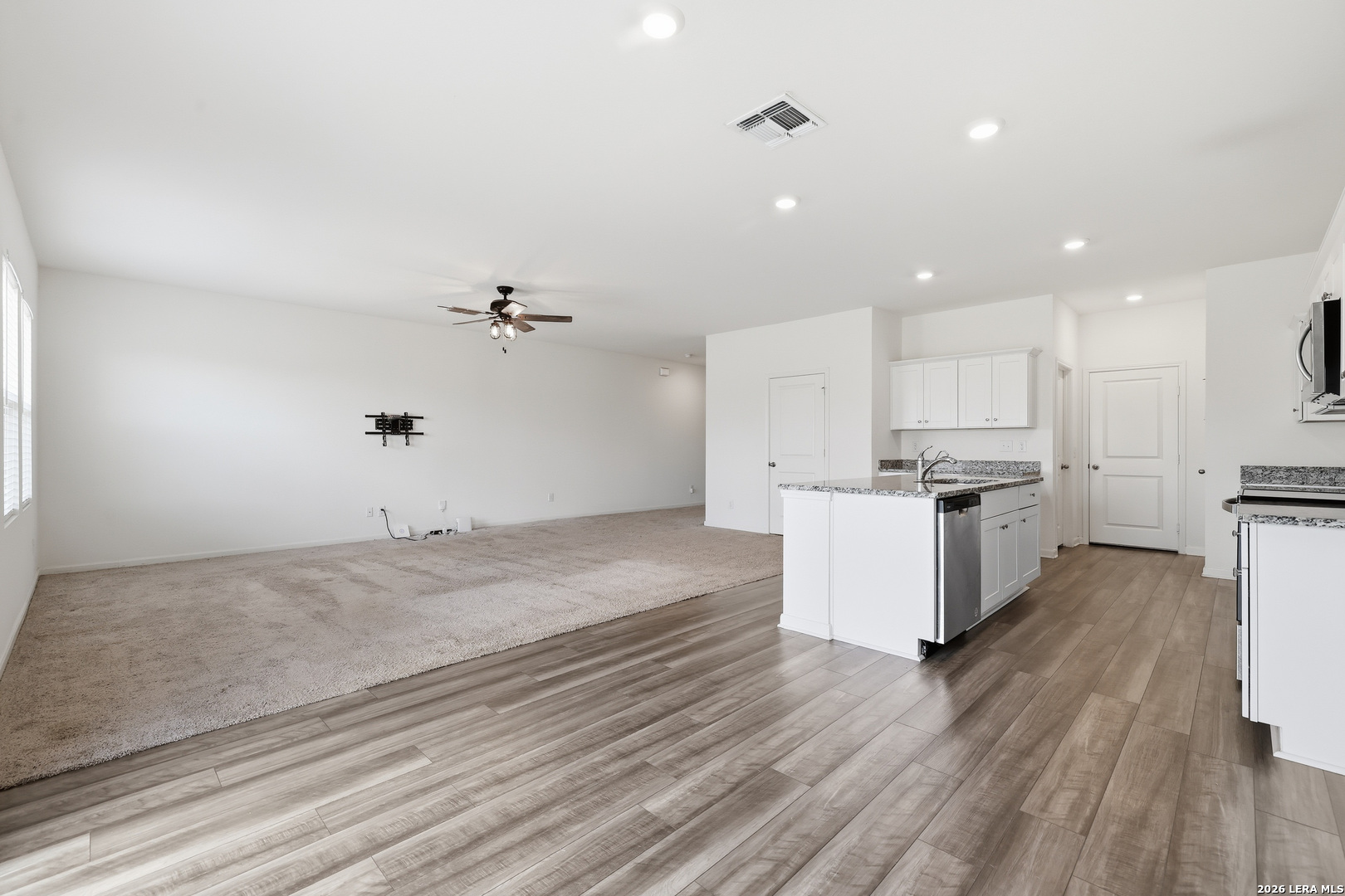 8623 Basil Brook Converse TX 78109