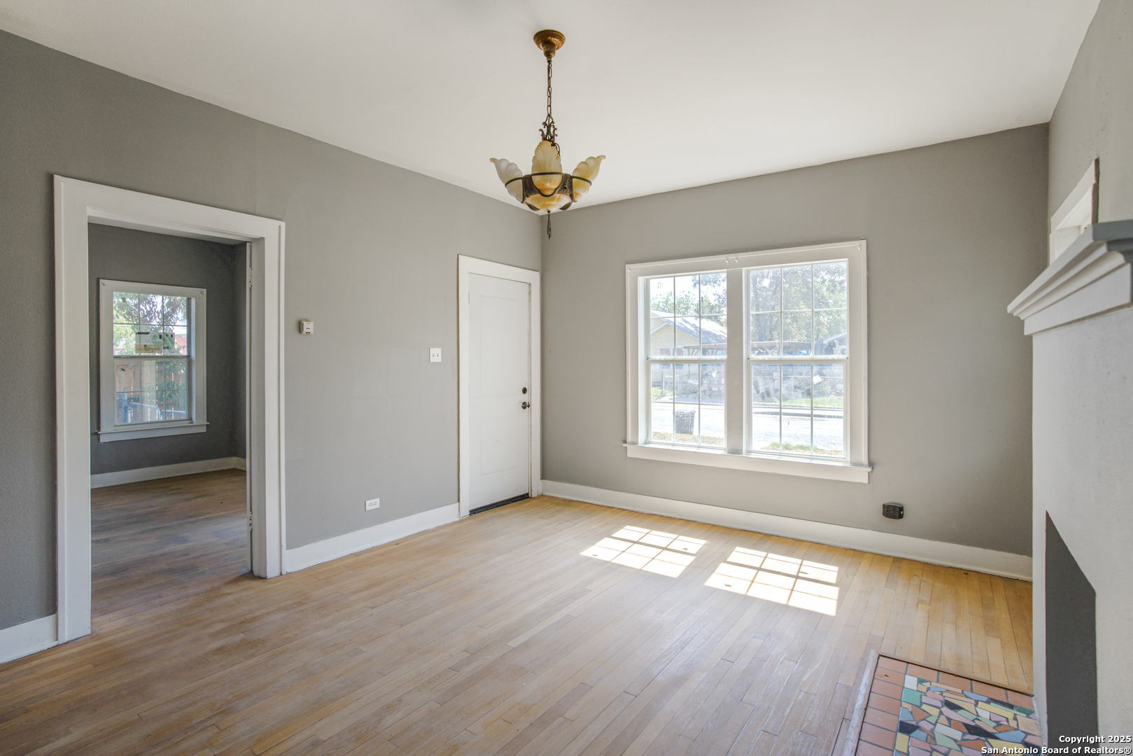 923 Sacramento San Antonio TX 78201