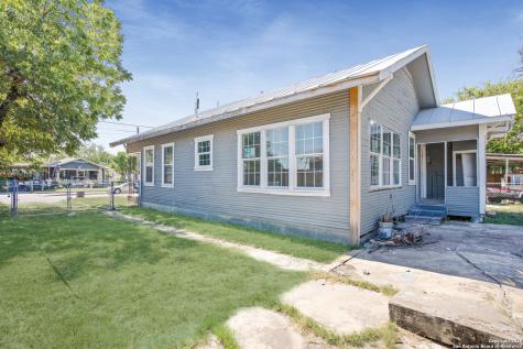 923 Sacramento San Antonio TX 78201
