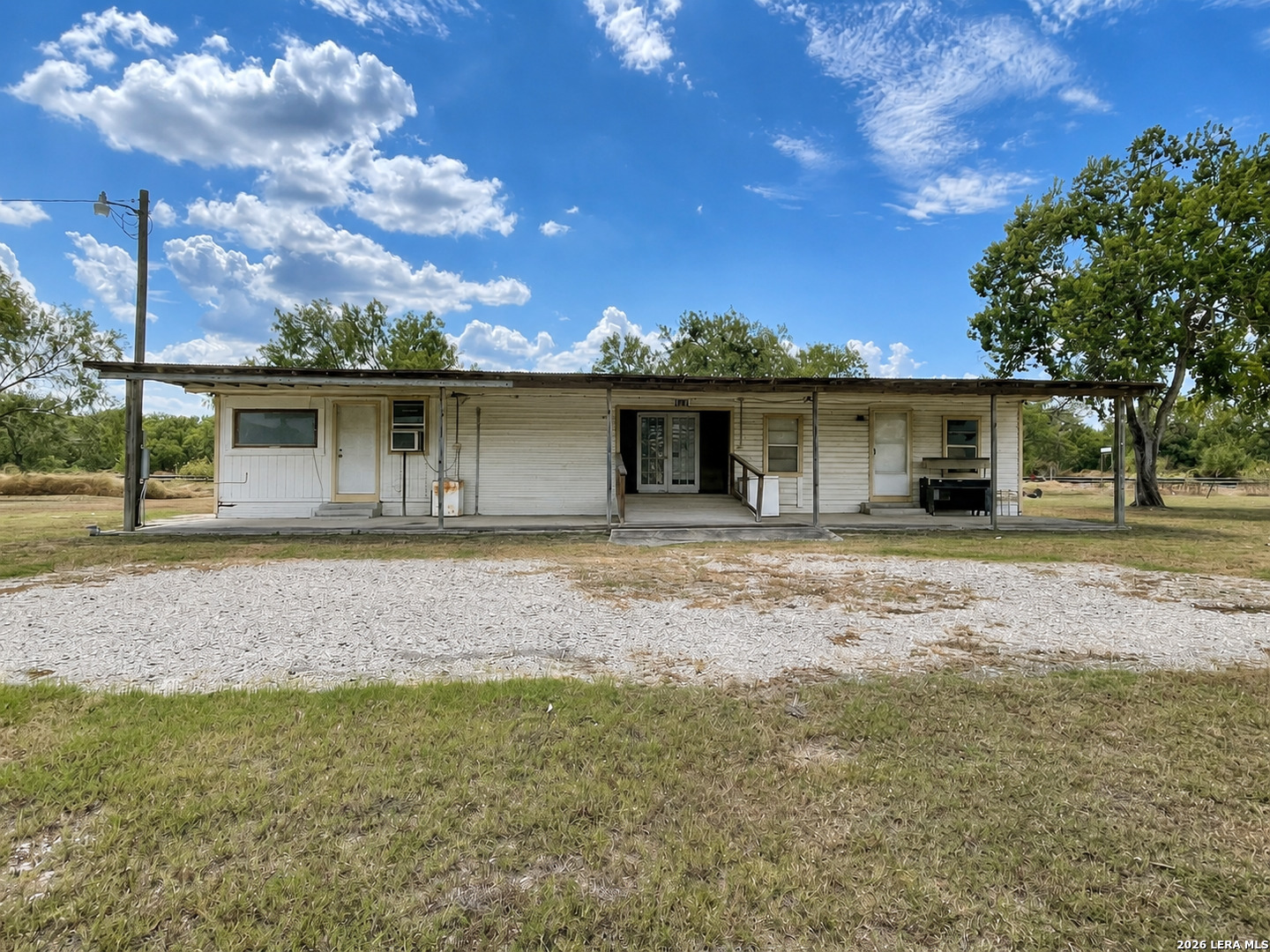 3110 Commerce Street Campbellton TX 78008