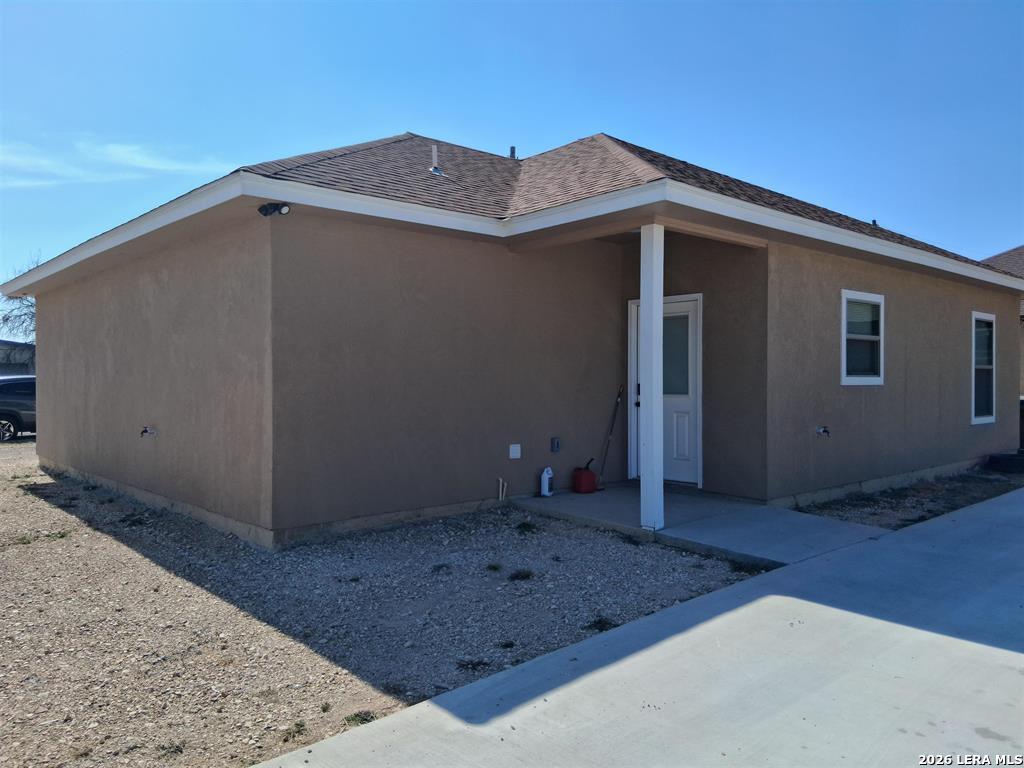 1012 E Bowie Street Del Rio TX 78840