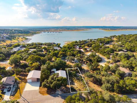 617 Canyon Edge Canyon Lake TX 78133