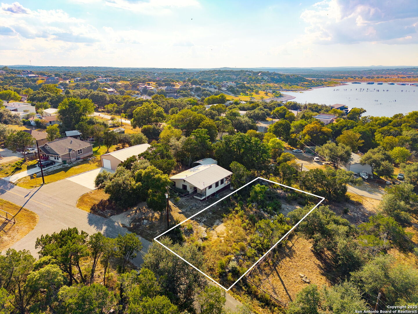 617 Canyon Edge Canyon Lake TX 78133