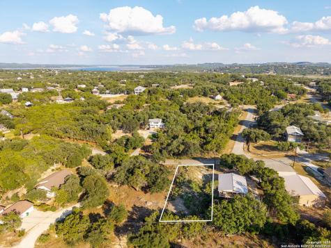 617 Canyon Edge Canyon Lake TX 78133